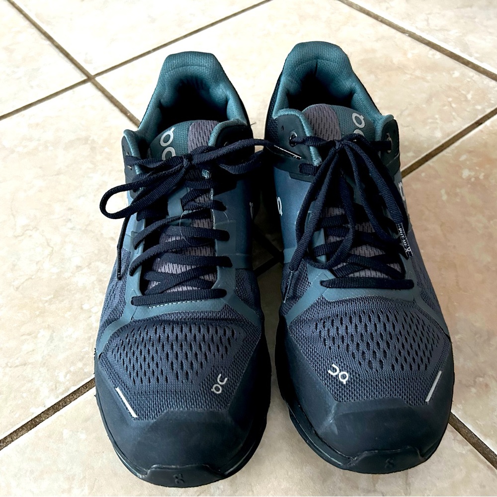 Women’s On Cloud 10.5 worn 1 day